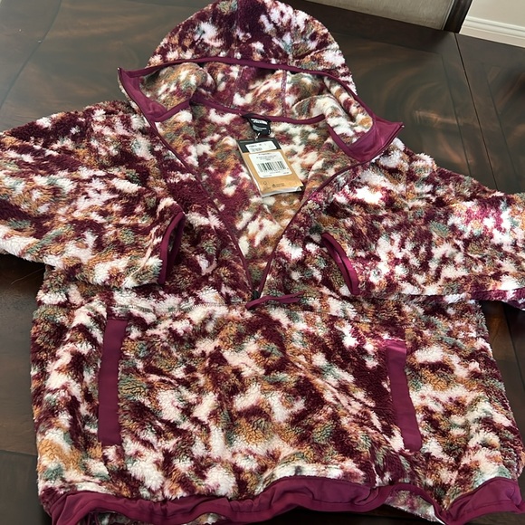 THE NORTH FACE Women's Campshire Fleece Jacket. - Picture 13 of 15